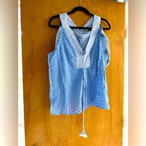 Gap blue/white pajama set. Size XL, NWT.